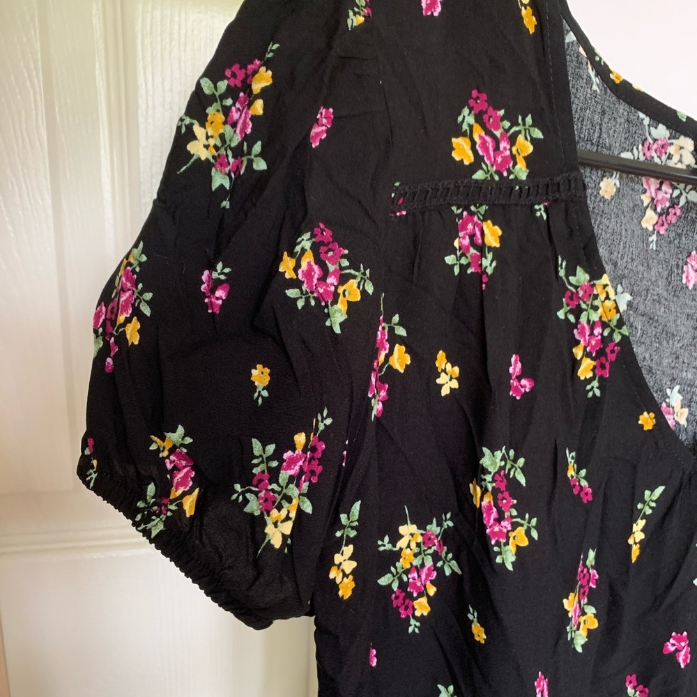 Dress - Picture 4 of 4
